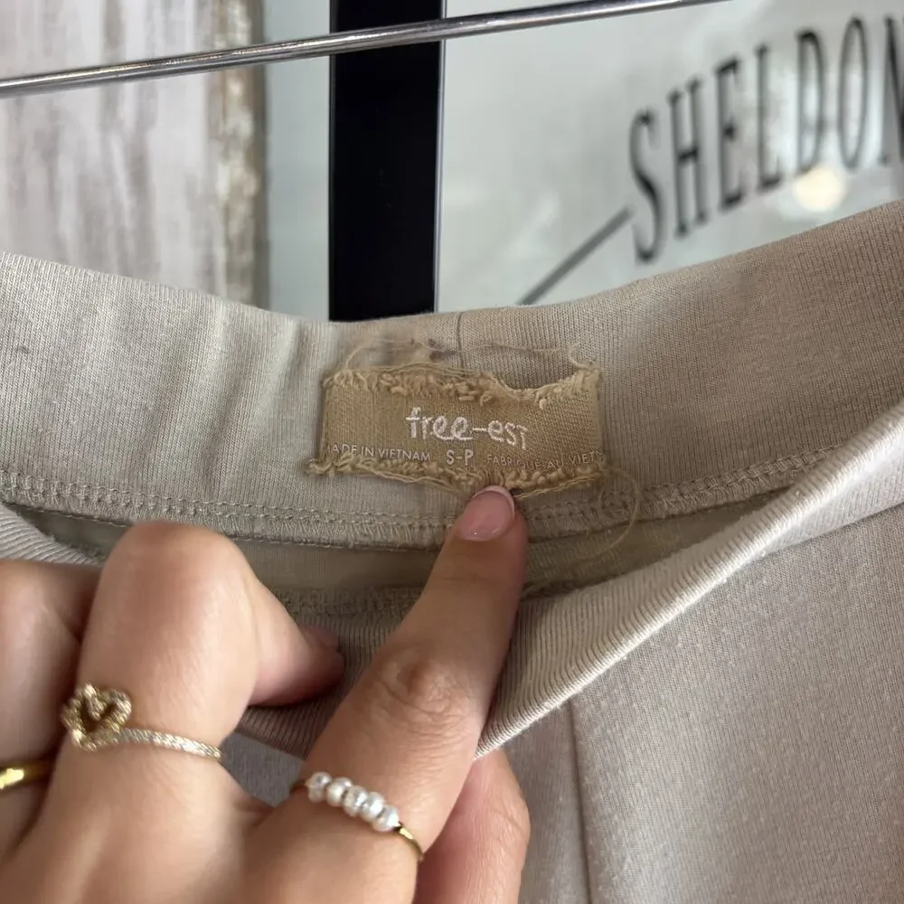 Free People Free Est Capri Yoga Pants Size Small